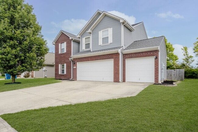 Building Photo - 6563 Enclave Blvd