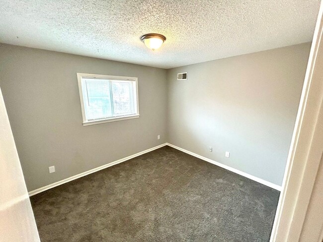 Building Photo - 5315 Yale Rd