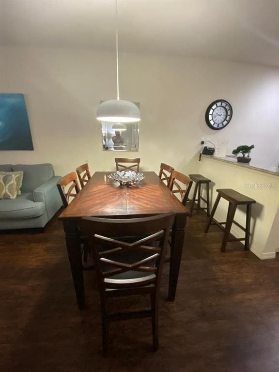 Building Photo - 8928 Shine Dr