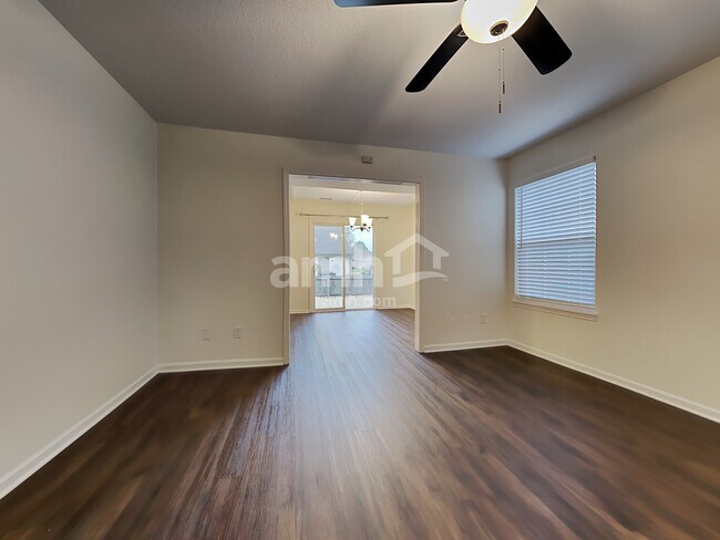 Building Photo - 4660 Welton Street