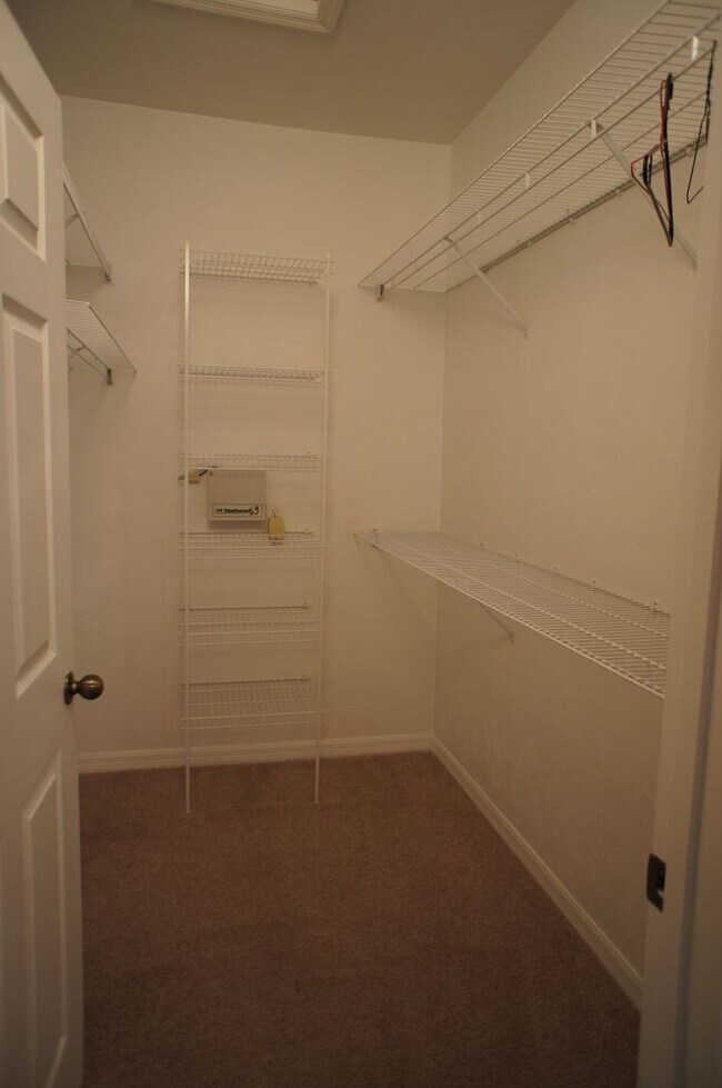 Foto del edificio - Lovely Condo in The Greens at West End