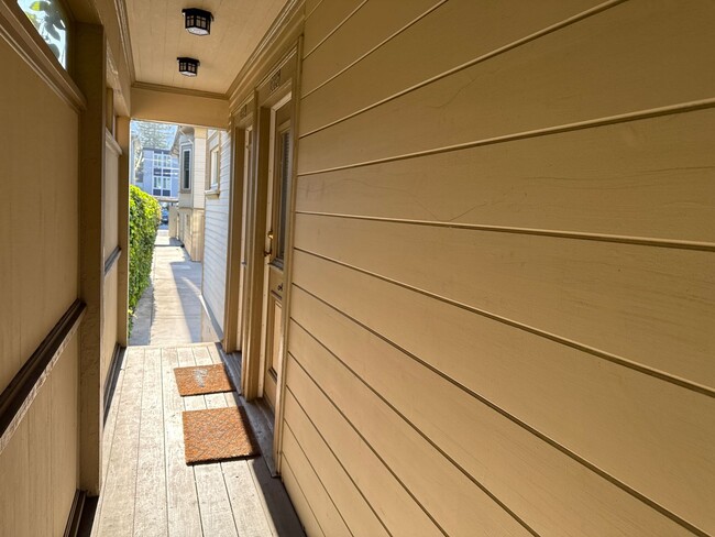 Building Photo - RC- 3894-3896 Ruby St., Oakland, CA, 94609