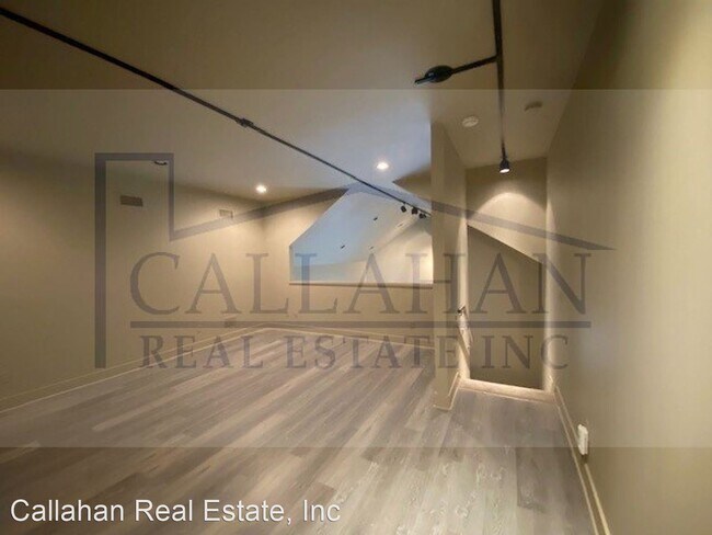 Building Photo - 16509 Chenal Valley Dr