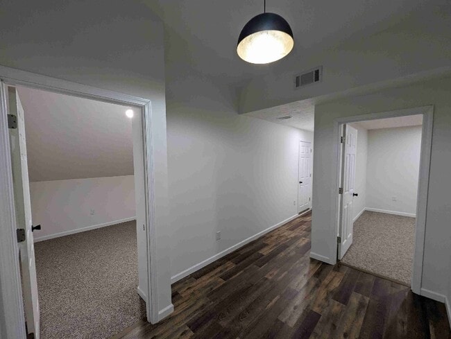 Foto del edificio - 320-322 N Carver St