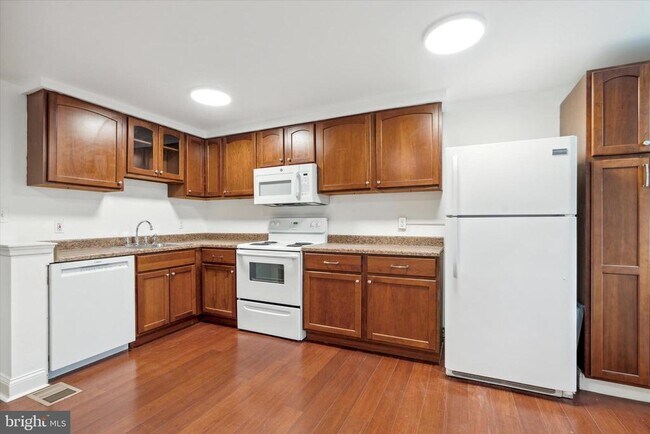 Building Photo - 5109 Gramercy Dr