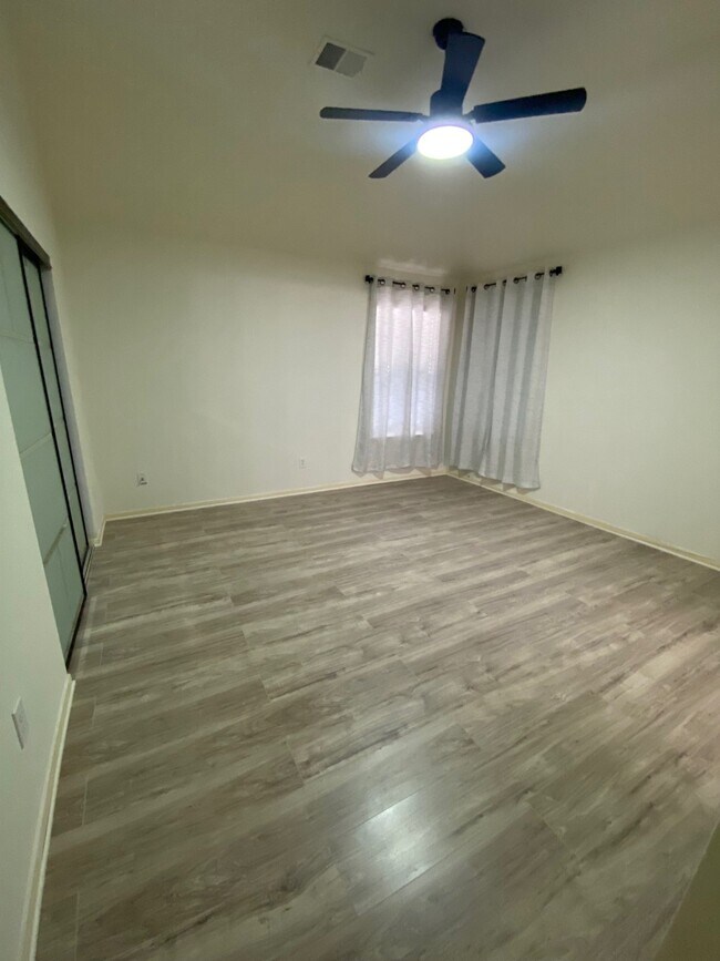 Building Photo - 9518 Willow Lodge Ct