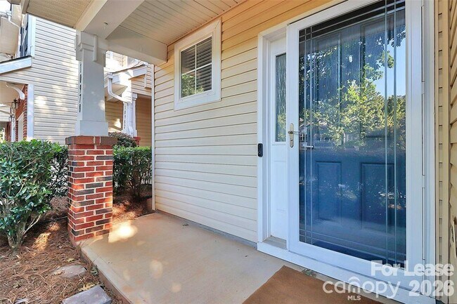 Foto del edificio - 10978 Princeton Village Dr