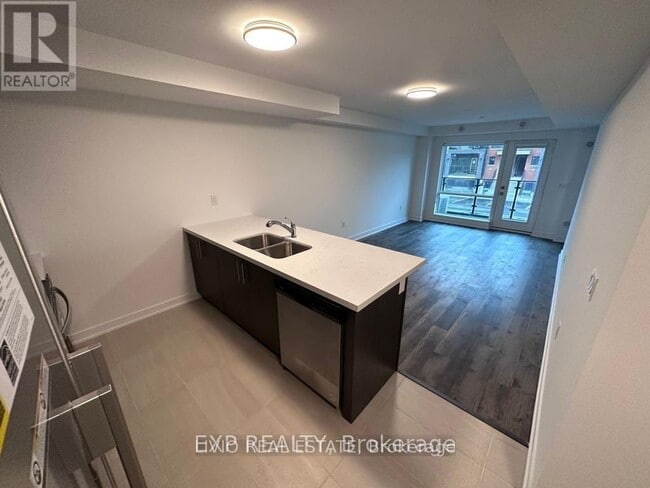 Photo du bâtiment - 195 Veterans Drive