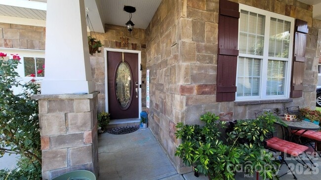 Foto del edificio - 6508 Manitoba Ln