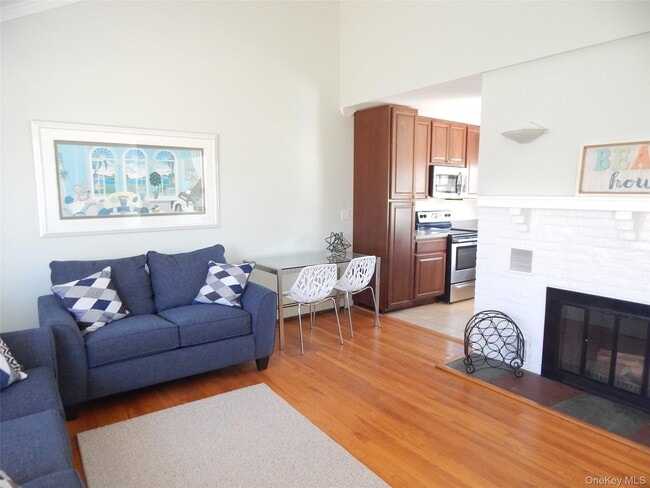 Foto del edificio - 15 Maple St