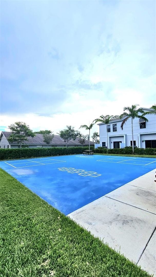 Foto del edificio - 364 NW 8th Ct