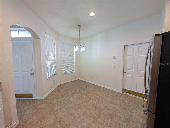 Building Photo - 10008 Tranquility Way