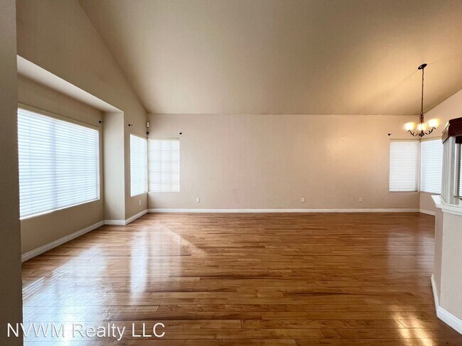 Building Photo - 4 br, 3 bath House - 4709 Illustrious St