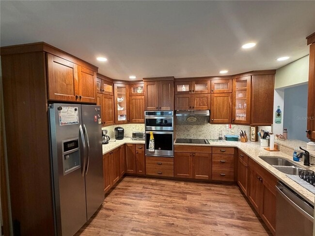 Foto del edificio - 804 Palm Harbor Ct