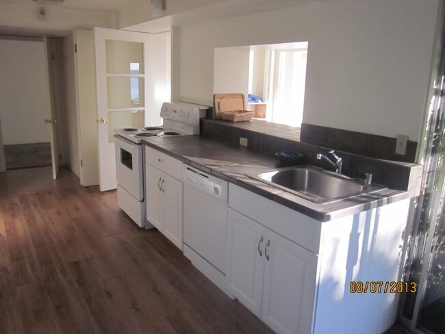 Building Photo - 12837 Shorecrest Dr SW