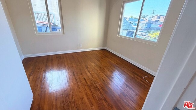 Foto del edificio - 626 E Fairview Blvd