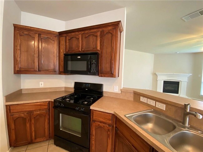 Building Photo - 6116 Farrah Dr