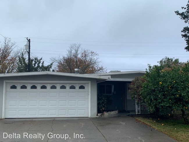 Building Photo - 3 br, 2 bath House - 249 Juniper Street