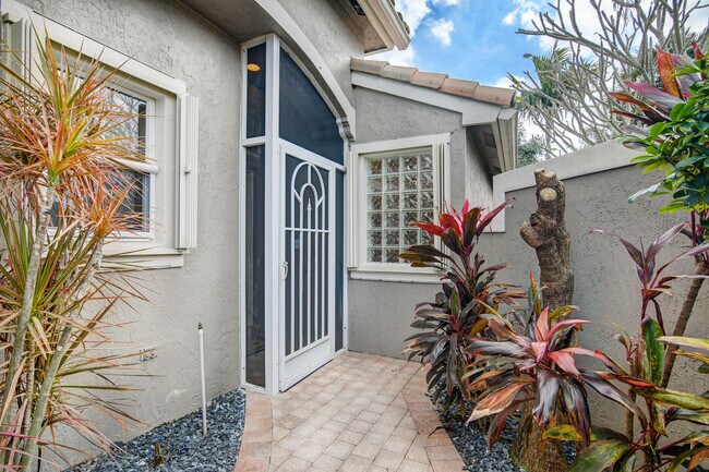 Building Photo - 7470 Chorale Rd