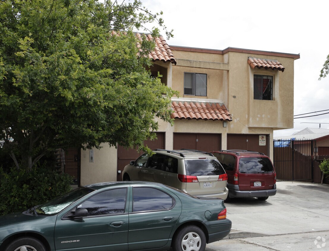 Building Photo - 4211 N 48th St