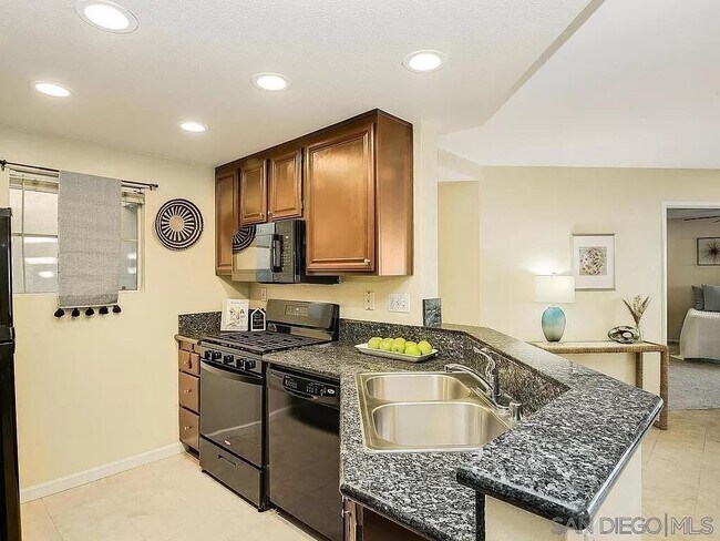 Building Photo - 11355 Affinity Ct