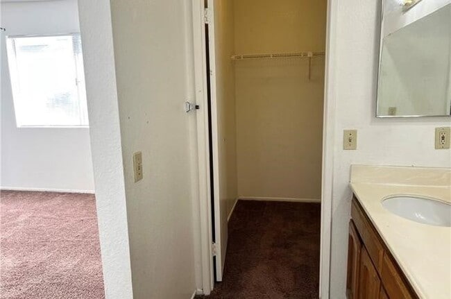 Building Photo - 14629 Mountain High Dr