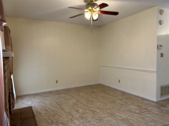 Foto del edificio - 12500 Brookglade Cir