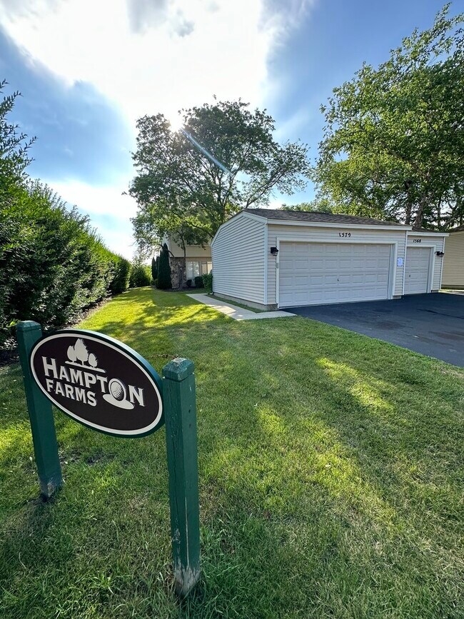 Building Photo - 1570 Gibson Dr