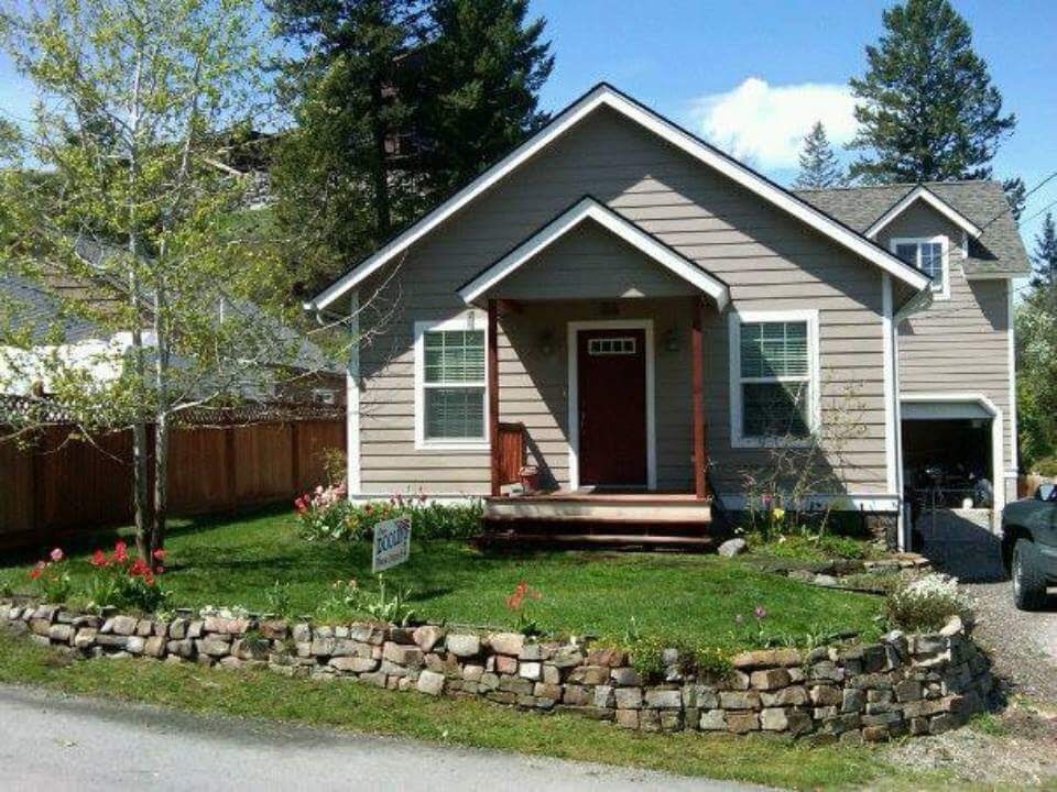 Primary Photo - 64 Battle Hollow Ave