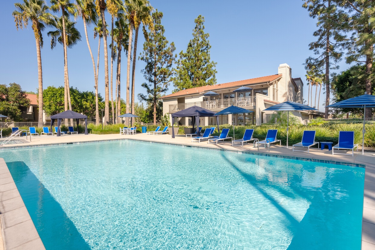 Parcwood Apartment Homes Apartments in Corona, CA