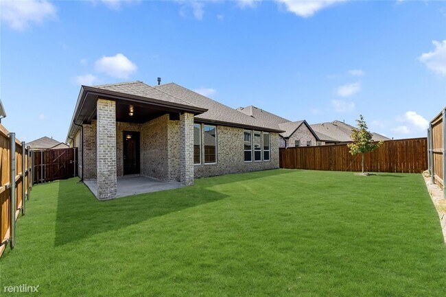Building Photo - 4 br, 3 bath House - 3221 Willena Road