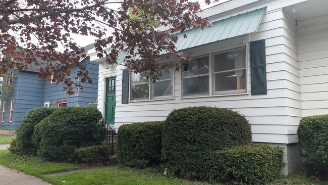 38 East Union St. - 38 E Union St