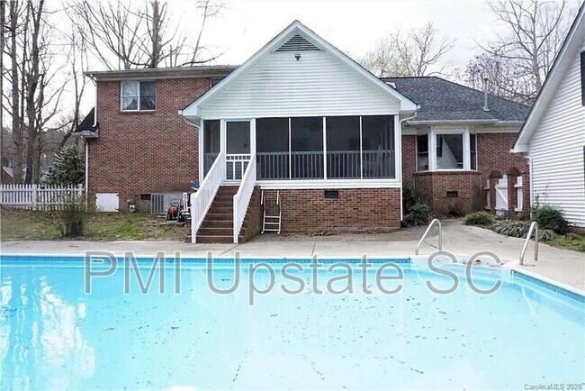 Foto del edificio - 4264 Walnut Ridge Rd