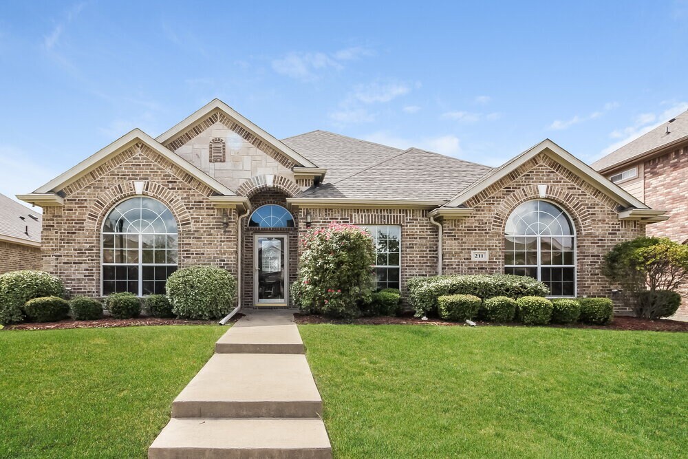 Foto principal - 211 Gatehouse Dr