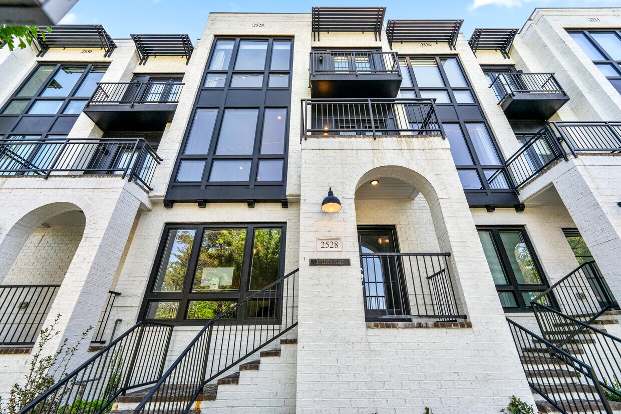 Foto principal - 2528 Appleden Pl