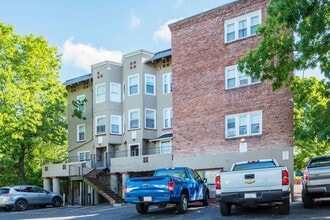 Building Photo - 73 Almont St