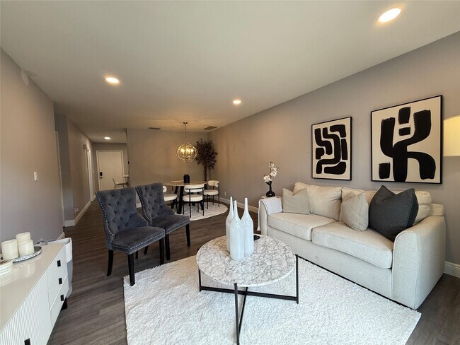 Foto del edificio - 20862 Vinesta Cir