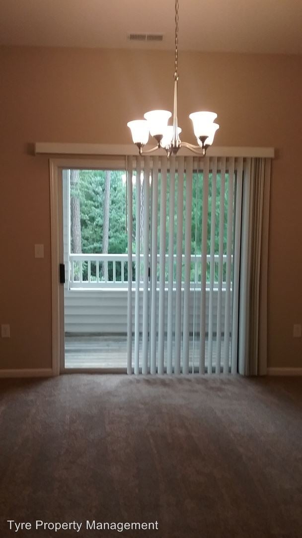 Building Photo - 1109 Turtle Creek Dr