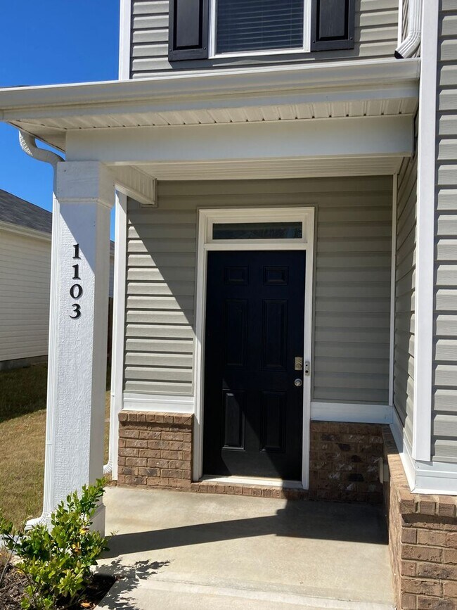 Building Photo - Excellent House near Ft. Eisenhower