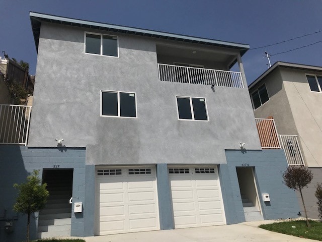 Building Photo - 827 N Brannick Ave