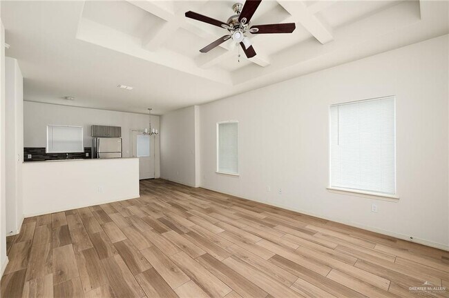Foto del edificio - 3805 Hawthorne Ave
