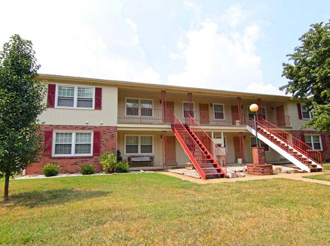 Fielding Court Apartments Evansville