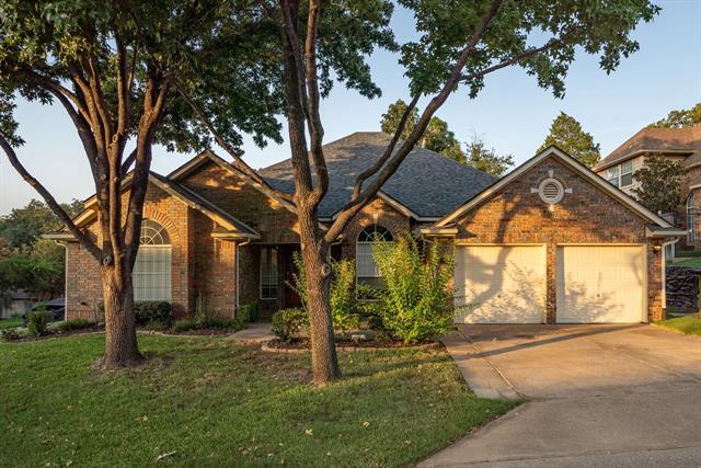 Primary Photo - 709 Meadow Bend Ct