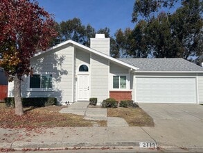 Building Photo - 2113 Hamden Dr