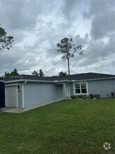Building Photo - 5003 Moon Ln