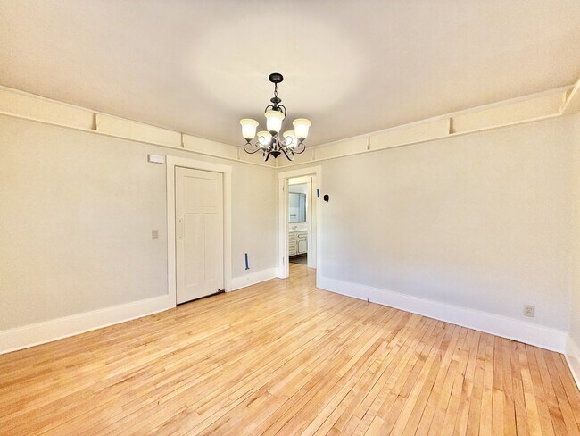 Foto del edificio - 715 Bushnell St