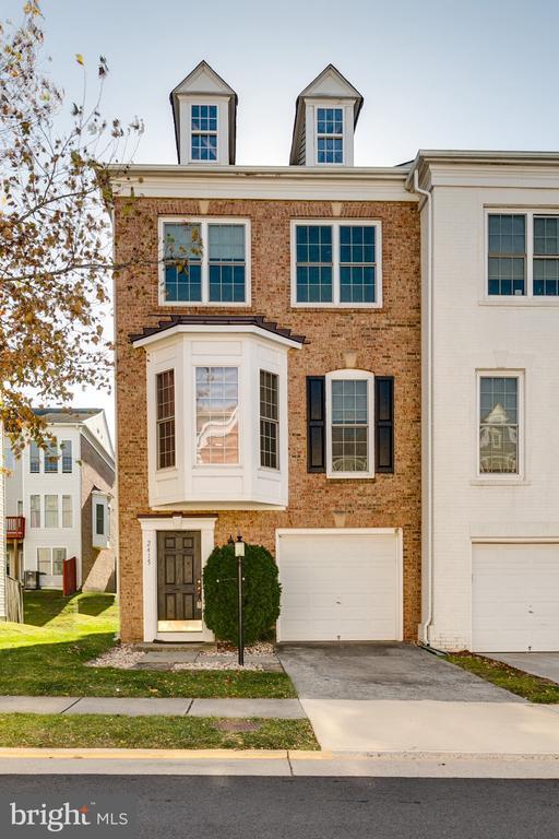 Building Photo - 2415 Terra Cotta Cir