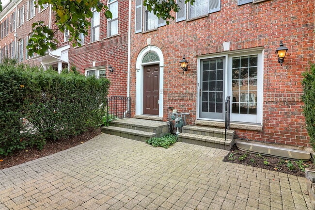 Building Photo - 310 Big Rail Dr