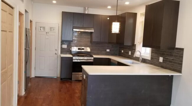 Foto del edificio - 3025 S Poplar Ave