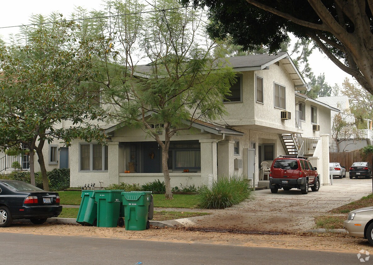 Primary Photo - 339 S Olive St